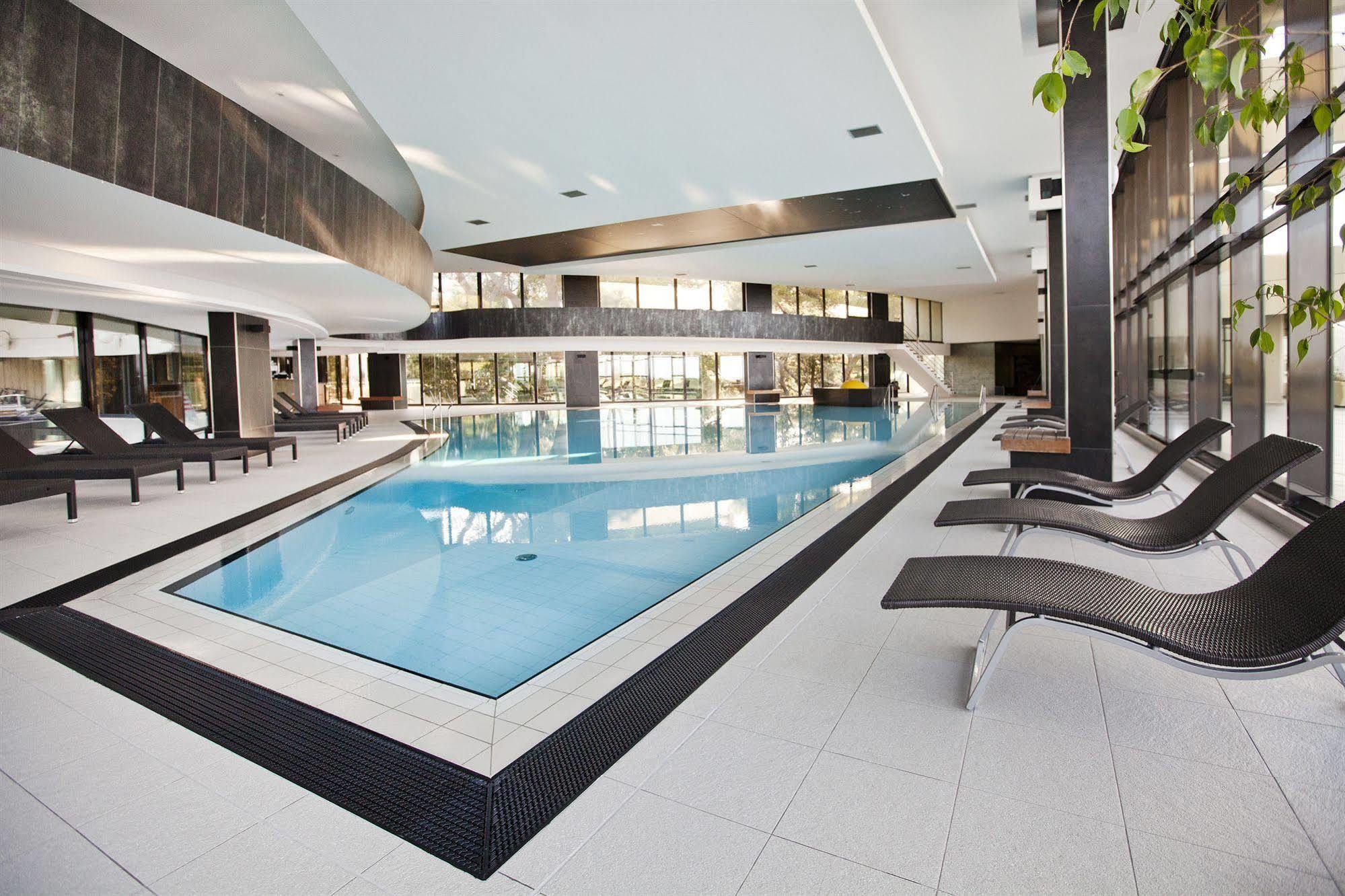 Hotel Croatia Цавтат Экстерьер фото The pool at the Hotel